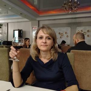 Галина, 53 года, Казань