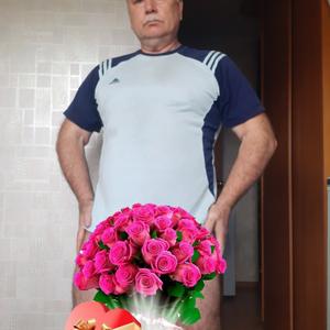 Александр, 64 года, Москва
