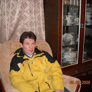Парни в Нижний Новгороде: Владимир Бакин, 60 - ищет девушку из Нижний Новгорода