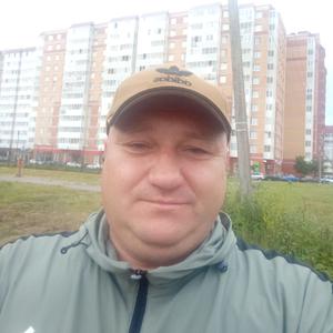 Парни в Гатчине: Андрей, 43 - ищет девушку из Гатчины
