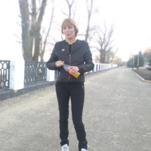 Девушки в Вольске: Оксана, 38 - ищет парня из Вольска
