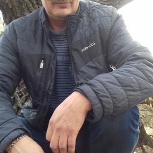 Олег, 56 лет, Санкт-Петербург