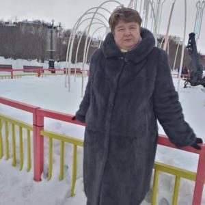 Девушки в Мурманске: Нина, 64 - ищет парня из Мурманска