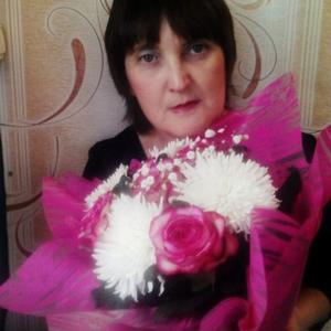 Девушки в Чистополе (Татарстан): Лилия, 55 - ищет парня из Чистополя (Татарстан)