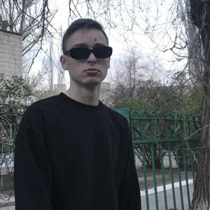 Парни в Волгограде: Тимофей Мамаев, 21 - ищет девушку из Волгограда