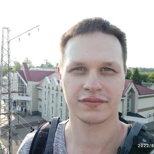 Парни в Сыктывкаре: Максим Семенюк, 29 - ищет девушку из Сыктывкара