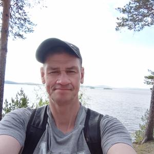 Дени, 43 года, Среднеуральск