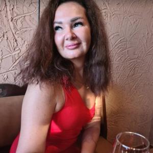 Девушки в Санкт-Петербурге: Мария, 46 - ищет парня из Санкт-Петербурга