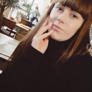 Девушки в Калининграде: Lina, 32 - ищет парня из Калининграда