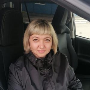 Девушки в Новокузнецке: Елена, 53 - ищет парня из Новокузнецка