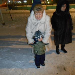 Девушки в Вологде: Людмила, 69 - ищет парня из Вологды
