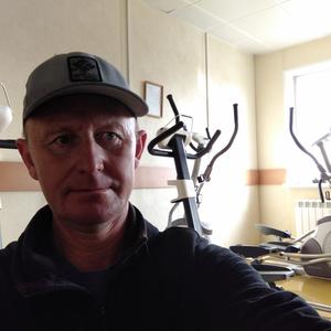 Парни в Саратове: Игорь, 56 - ищет девушку из Саратова