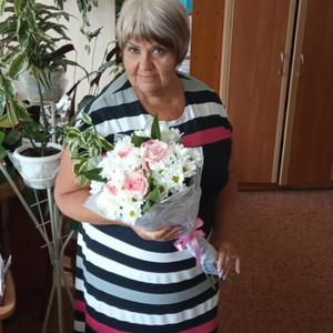 Девушки в Липецке: Наденька, 70 - ищет парня из Липецка