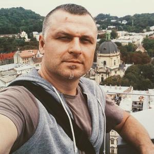 Vadim, 44 года, Славское