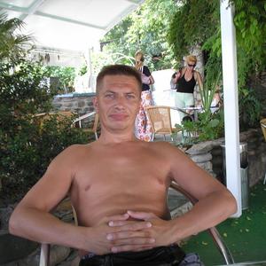 Парни в Геленджике: Андрей, 55 - ищет девушку из Геленджика