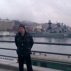Парни в Бийске: Владимир, 44 - ищет девушку из Бийска