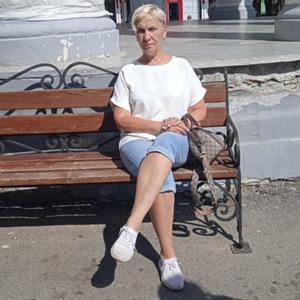 Девушки в Соликамске: Марина, 54 - ищет парня из Соликамска
