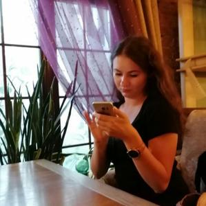 Девушки в Екатеринбурге: Рита, 29 - ищет парня из Екатеринбурга