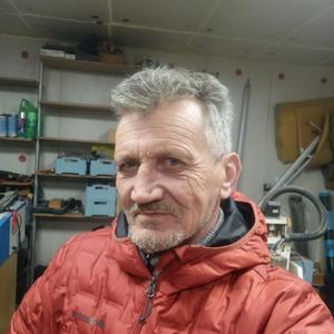 Парни в Владивостоке: Олег, 55 - ищет девушку из Владивостока