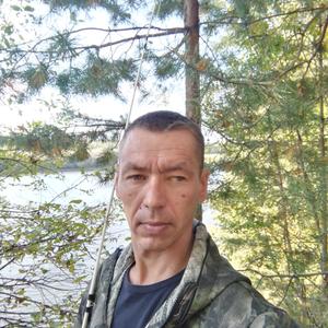 Парни в Сыктывкаре: Олег, 42 - ищет девушку из Сыктывкара