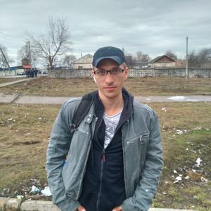 Виталий Викторович, 32 года, Иванино
