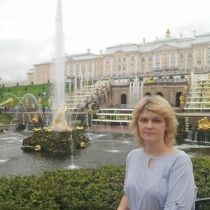 Девушки в Омске: Татьяна, 45 - ищет парня из Омска