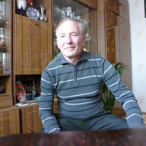 Юрий, 83 года, Санкт-Петербург