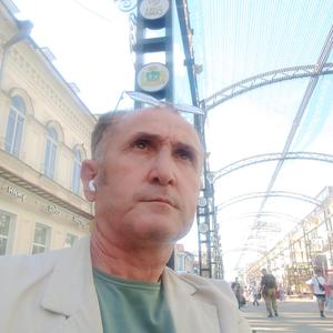 Парни в Первоуральске: Фёдор, 63 - ищет девушку из Первоуральска