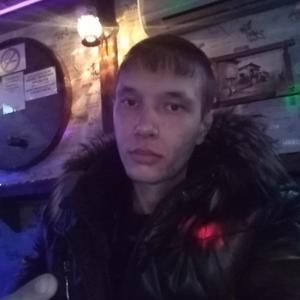 Парни в Ханты-Мансийске: Виталий, 26 - ищет девушку из Ханты-Мансийска