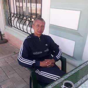 Парни в Чистополе (Татарстан): Ильнар, 44 - ищет девушку из Чистополя (Татарстан)
