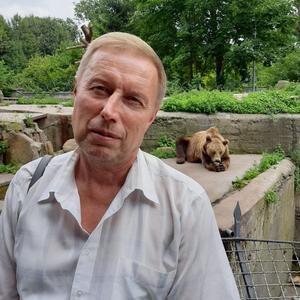 Парни в Калининграде: Андриян, 61 - ищет девушку из Калининграда