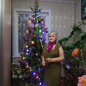 Девушки в Новосибирске: Галина, 70 - ищет парня из Новосибирска