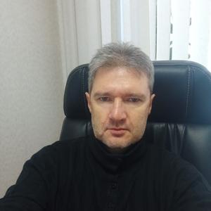 Парни в Волгограде: Алексей, 51 - ищет девушку из Волгограда