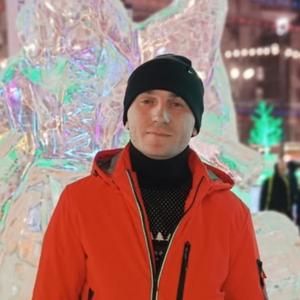 Парни в Челябинске: Виктор, 28 - ищет девушку из Челябинска