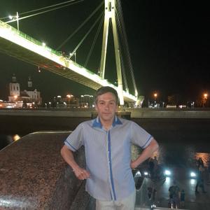 Парни в Муравленко: Рома, 38 - ищет девушку из Муравленко