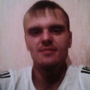 Alex, 35 лет, Саяногорск