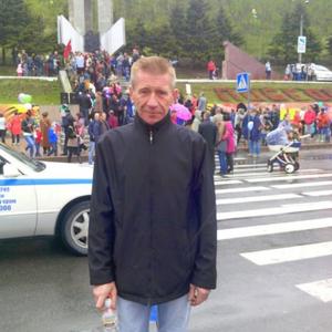 Парни в Липецке: Александр, 60 - ищет девушку из Липецка