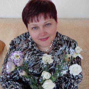Девушки в Владивостоке: Ольга, 58 - ищет парня из Владивостока