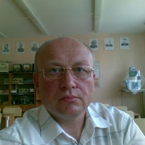 Парни в Новосиле: Андрей, 59 - ищет девушку из Новосиля