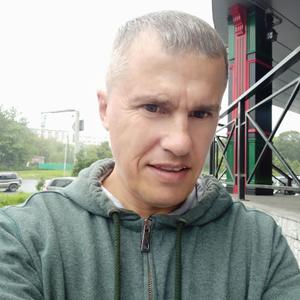 Парни в Елизово: Олег, 55 - ищет девушку из Елизово