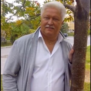 Валерий, 65 лет, Мурманск