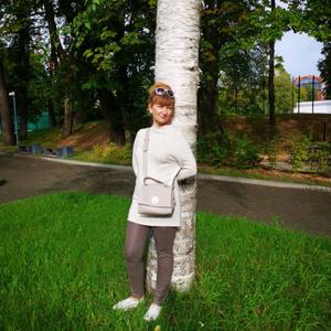 Девушки в Калининграде: Lana, 56 - ищет парня из Калининграда