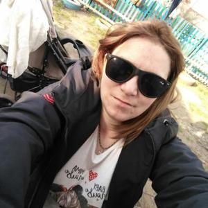 Девушки в Омске: Настя, 27 - ищет парня из Омска
