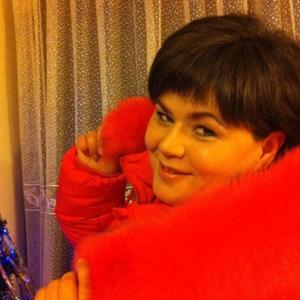 Девушки в Челябинске: Карина, 48 - ищет парня из Челябинска