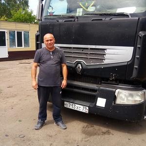Парни в Черняховске: Андрей, 61 - ищет девушку из Черняховска