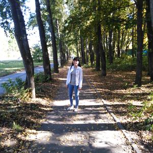 Девушки в Ульяновске: Алла, 39 - ищет парня из Ульяновска