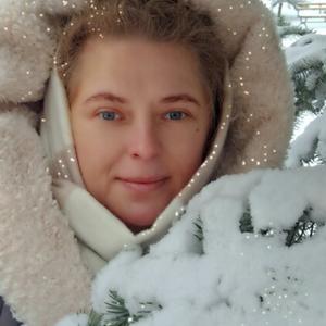 Девушки в Караганде (Казахстан): Регина Русанова, 43 - ищет парня из Караганды (Казахстан)