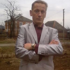 Парни в Апшеронске: Евгений Лопушанский, 42 - ищет девушку из Апшеронска