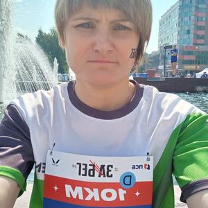 Девушки в Новосибирске: Эмилия, 31 - ищет парня из Новосибирска