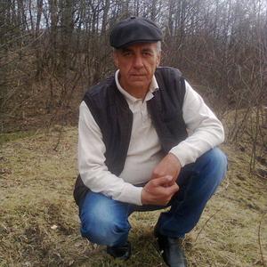 Парни в Нижневартовске: Сефер Сеферов, 62 - ищет девушку из Нижневартовска